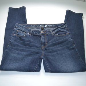 APT 9 Essentials Jean Capris